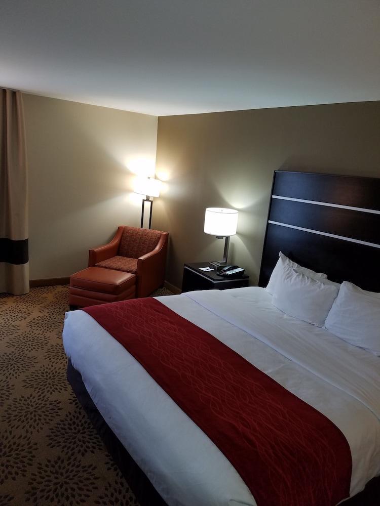 Comfort Inn North Of Asheville Mars Hill Экстерьер фото