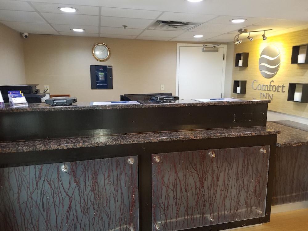 Comfort Inn North Of Asheville Mars Hill Экстерьер фото