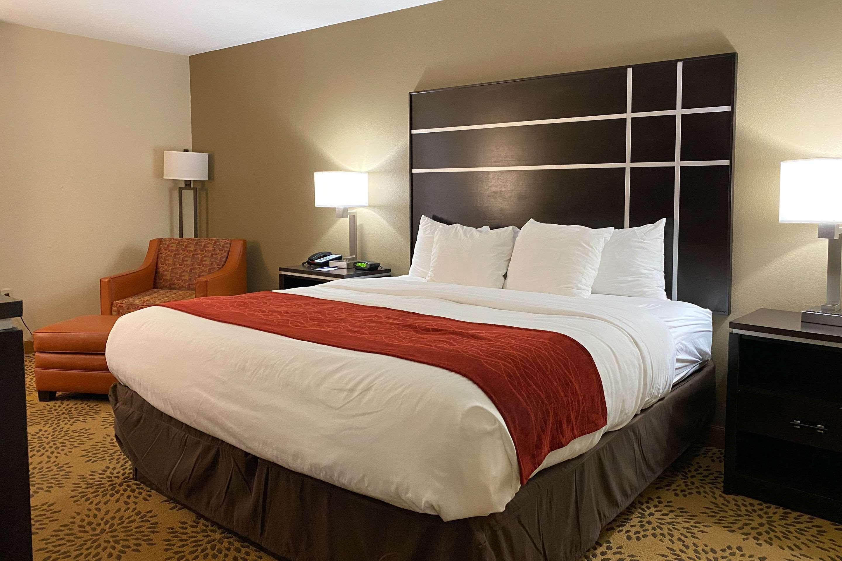 Comfort Inn North Of Asheville Mars Hill Экстерьер фото