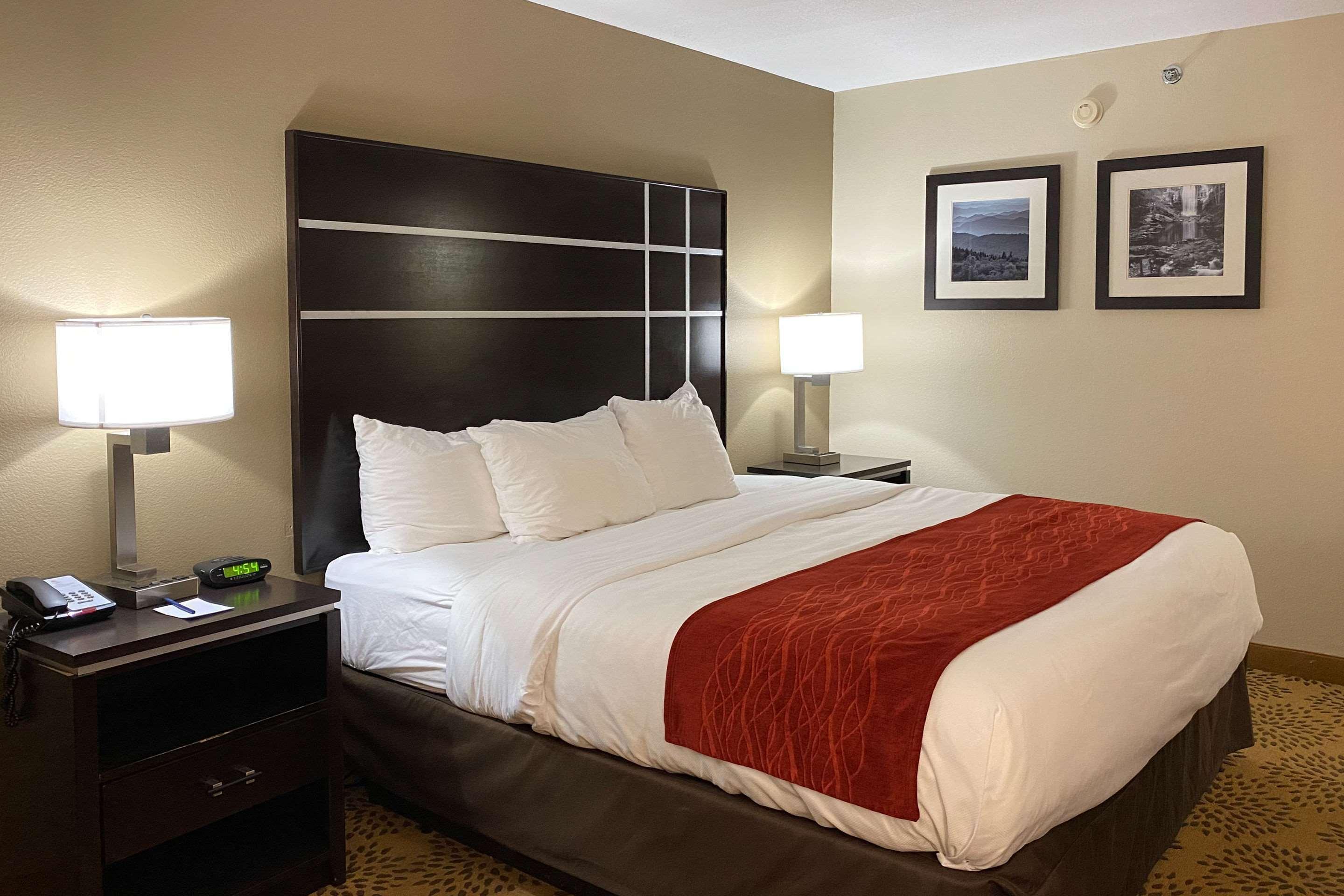 Comfort Inn North Of Asheville Mars Hill Экстерьер фото