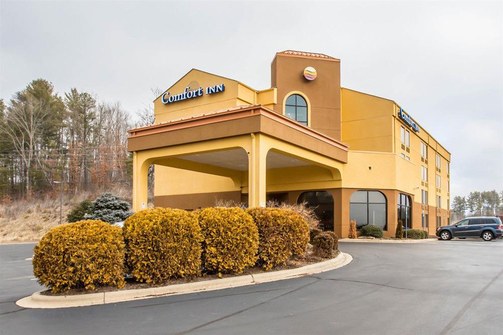 Comfort Inn North Of Asheville Mars Hill Экстерьер фото