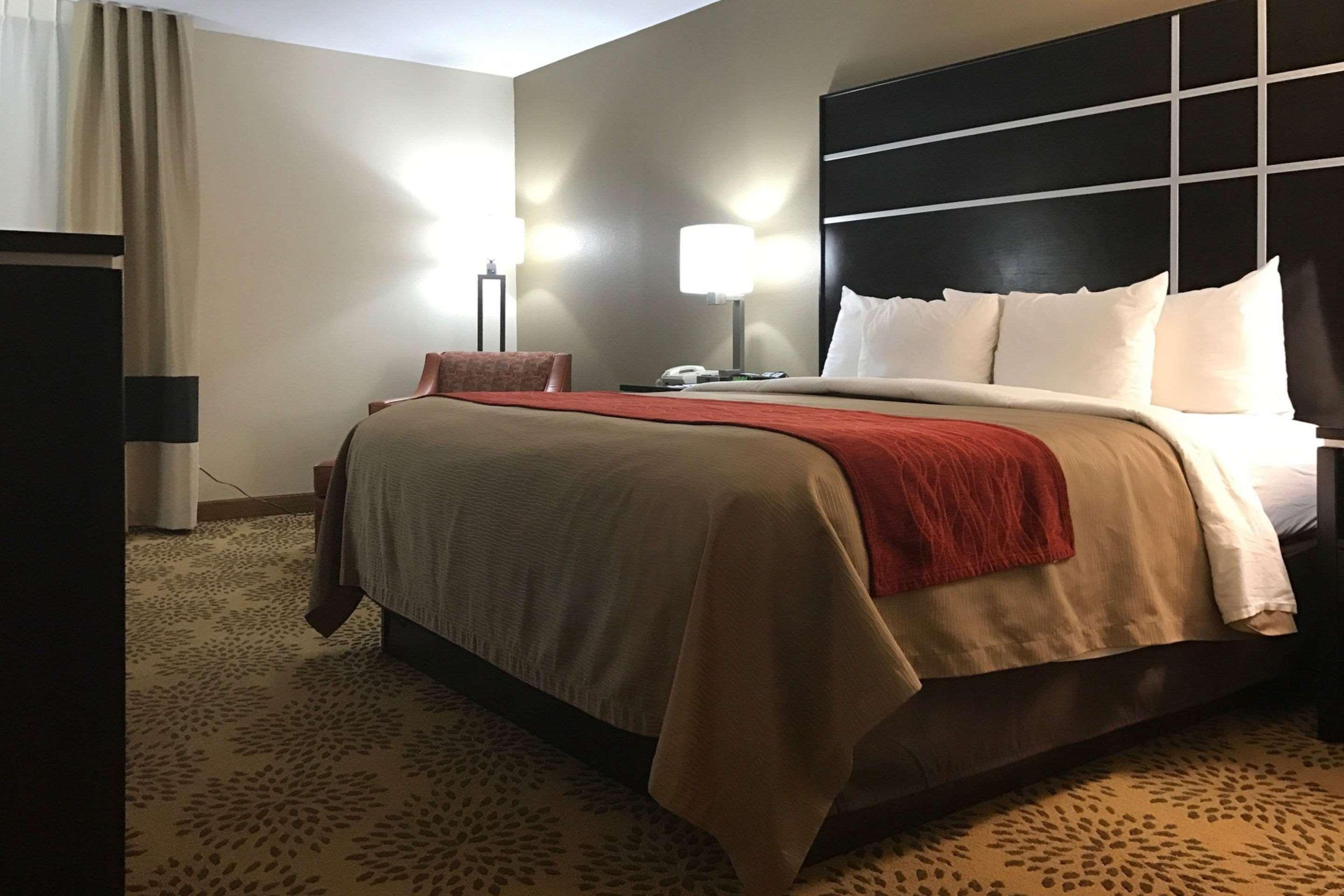 Comfort Inn North Of Asheville Mars Hill Экстерьер фото