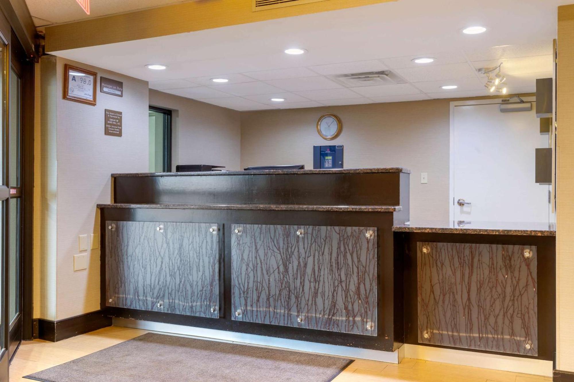 Comfort Inn North Of Asheville Mars Hill Экстерьер фото