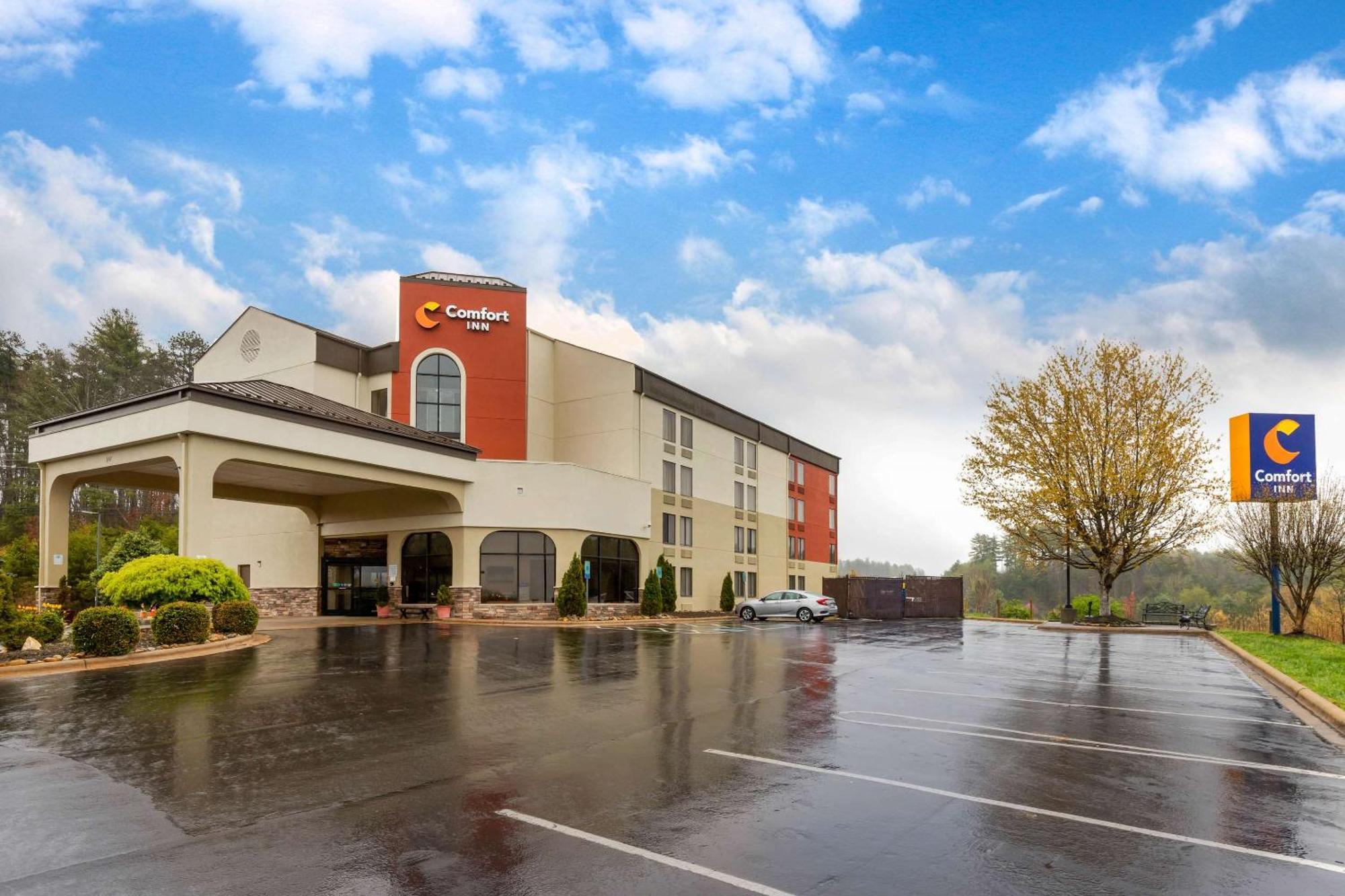 Comfort Inn North Of Asheville Mars Hill Экстерьер фото